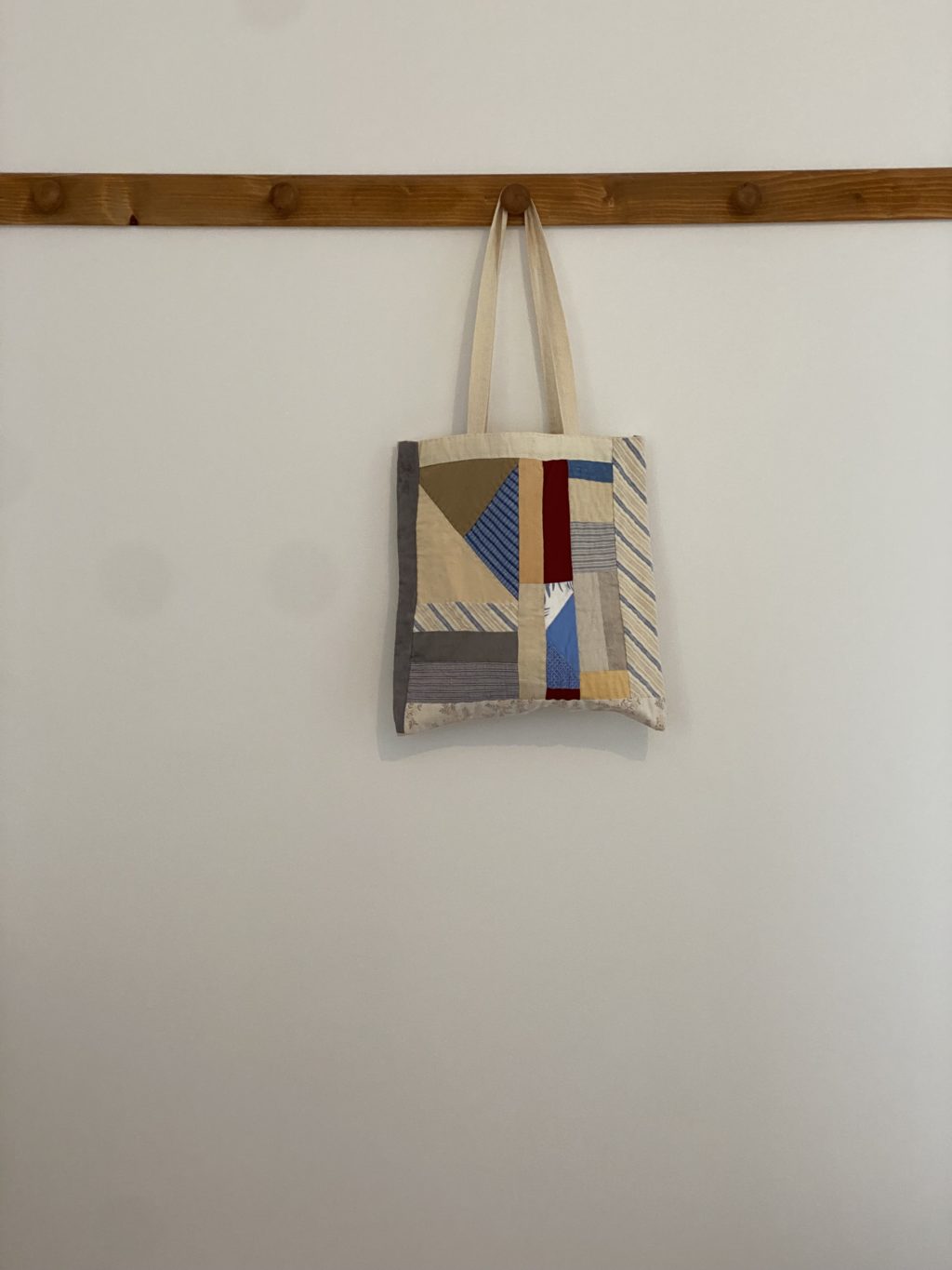 TB bandwagon tote 1