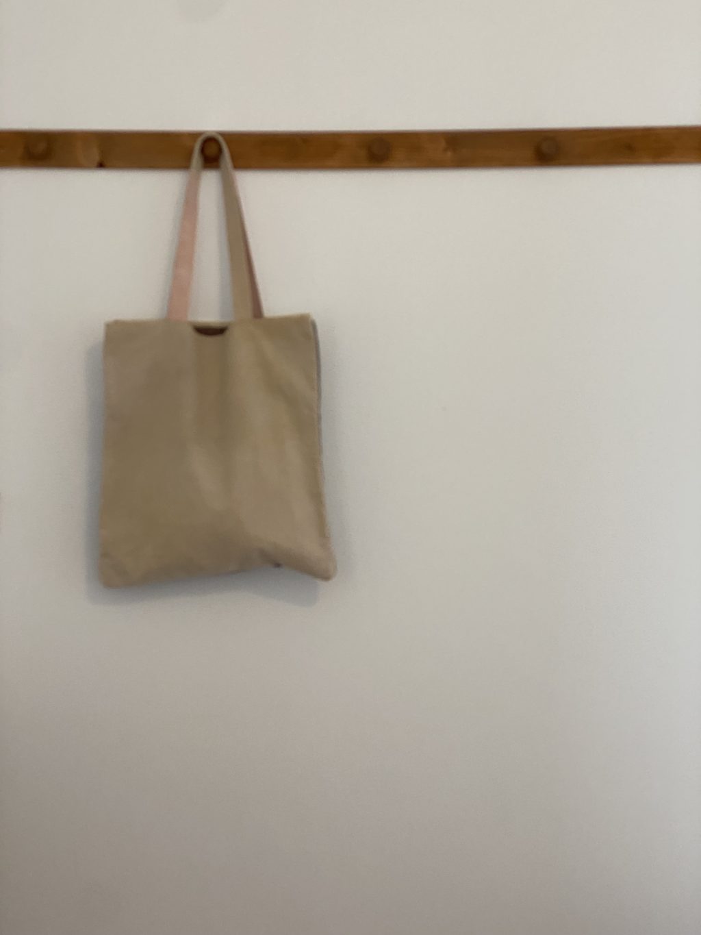 TB Grand Tote - Image 4