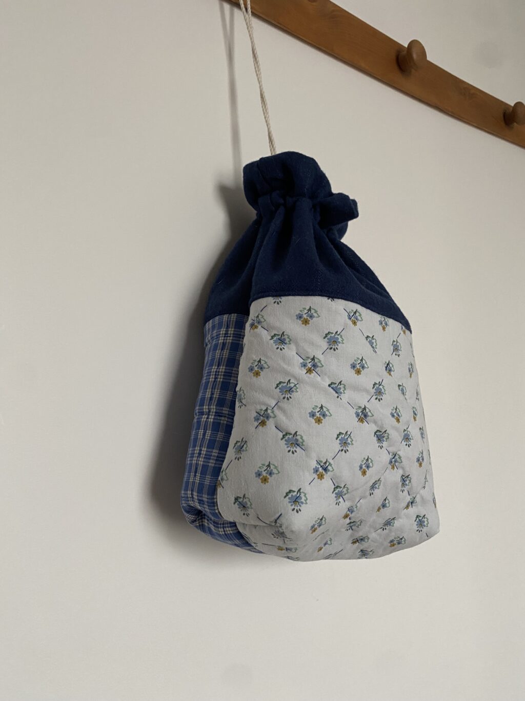 Wool bag 2 – Image 2